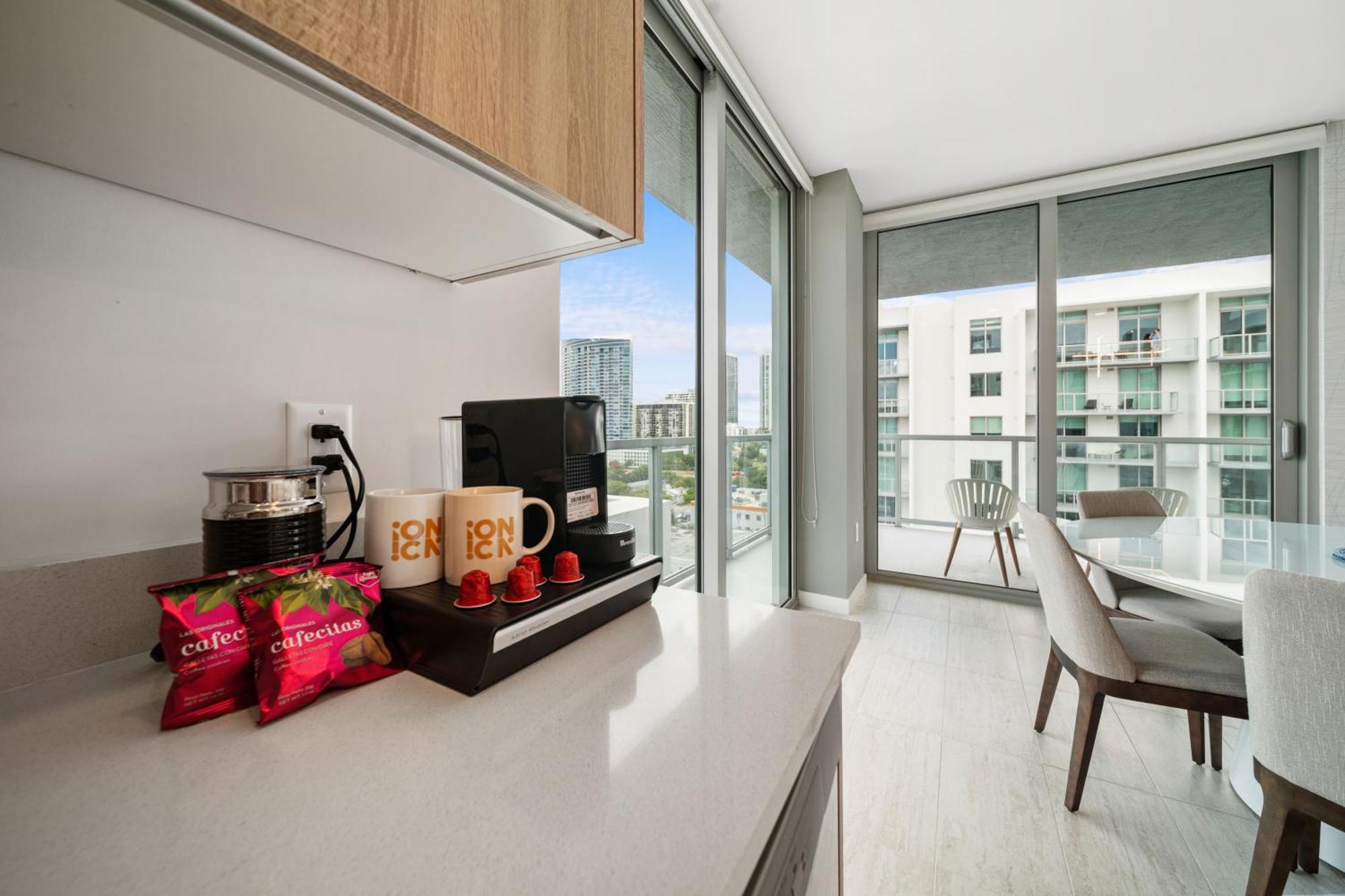 Quadro Residences By Ionica Miami Luaran gambar