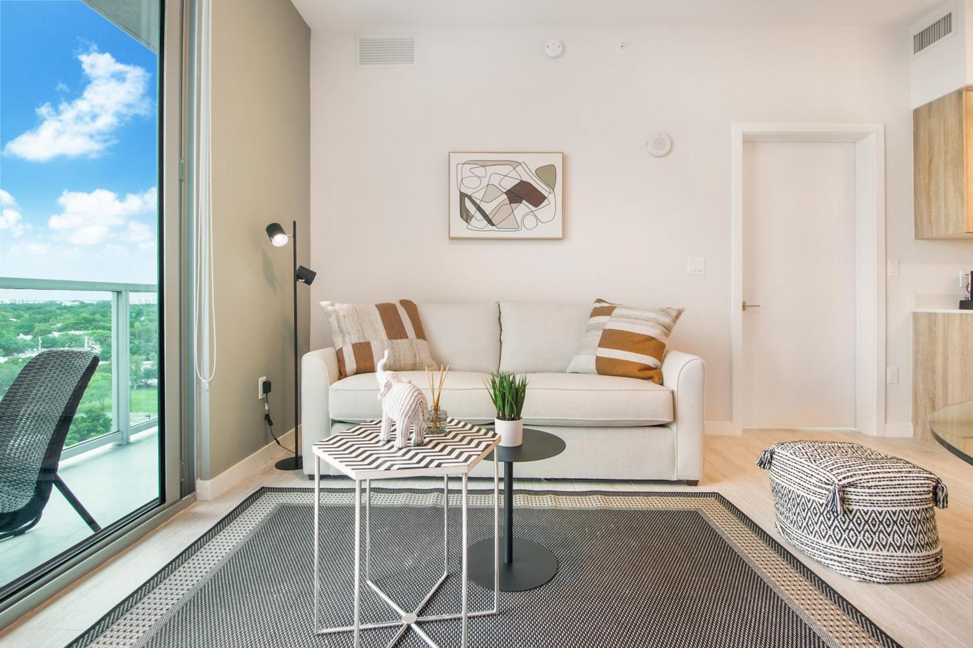 Quadro Residences By Ionica Miami Luaran gambar