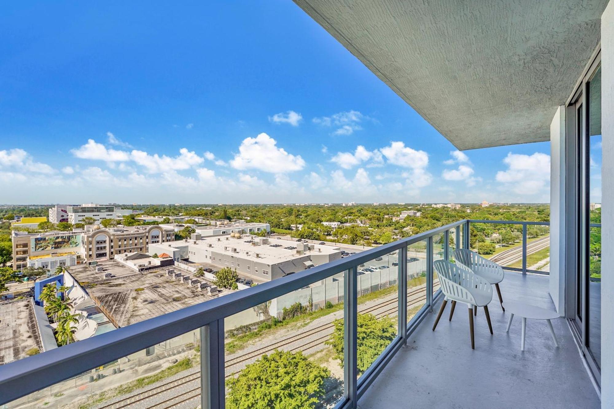 Quadro Residences By Ionica Miami Bilik gambar
