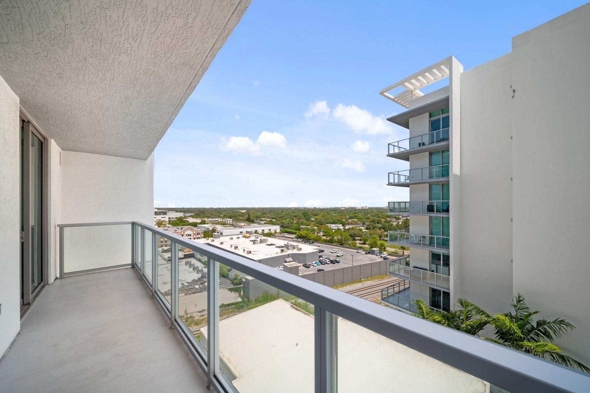 Quadro Residences By Ionica Miami Bilik gambar